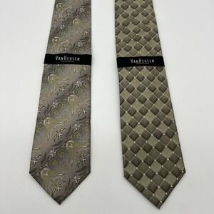 Van Heusen Ties Lot Of 2
